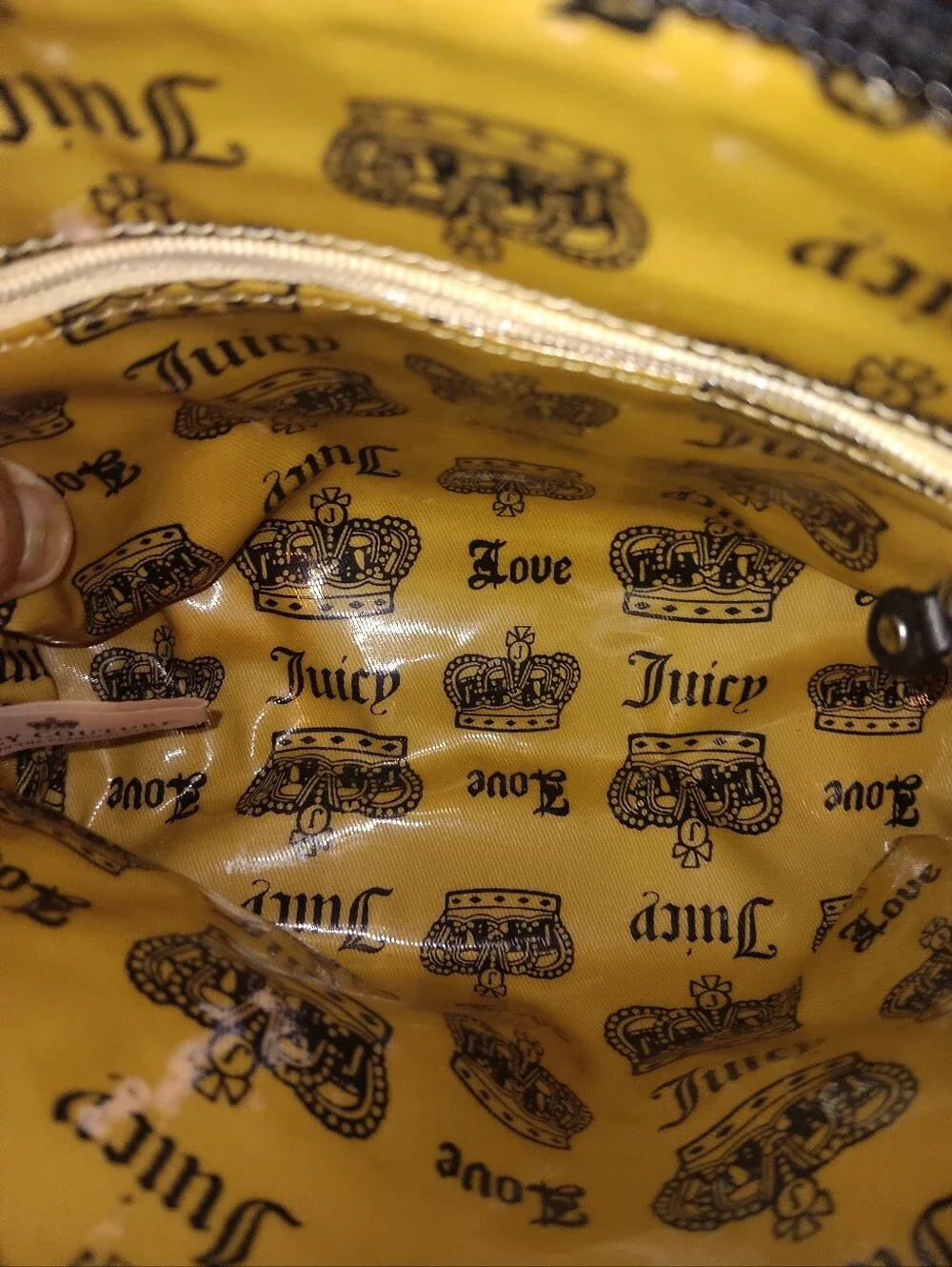 Juicy Couture Vintage Y2k Velour Zippy Cosmetics Bag